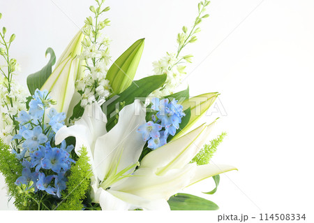 カサブランカ(白ゆり)の花束 カサブランカ(白ゆり)の花束 114508334