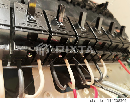 分電盤の電気工事 分電盤の電気工事 114508361