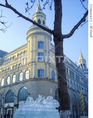 中国ハルビン・中央大街の欧風建築 / Zhongyang St., Harbin, China 中国ハルビン・中央大街の欧風建築 / Zhongyang St., Harbin, China 114509011