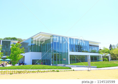 長野県長野市、長野県立美術館の風景 長野県長野市、長野県立美術館の風景 114510599