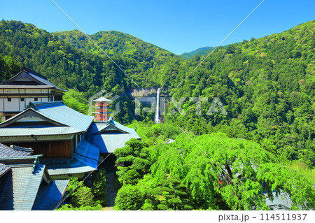 【和歌山県】快晴の那智山青岸渡寺と那智の滝（熊野那智大社） 114511937
