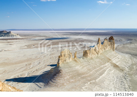 Beautiful Mangystau landscape, Kazakhstan. Ak Orpa pinnacles view, Bozzhira valley Beautiful Mangystau landscape, Kazakhstan. Ak Orpa pinnacles view, Bozzhira valley 114513840