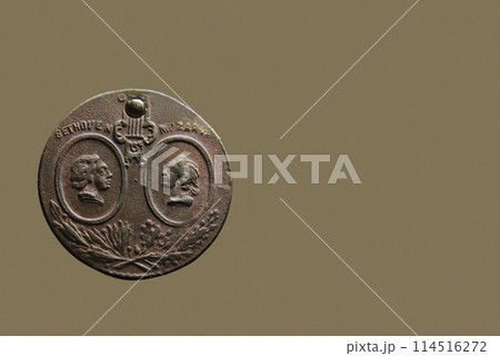 Token Mozart and Beethoven. Musical composers Mozart and Beethoven. Token Mozart and Beethoven. Musical composers Mozart and Beethoven. 114516272