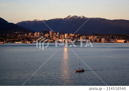 North Vancouver in sunset light. Vancouver, British Columbia, Canada 114518540
