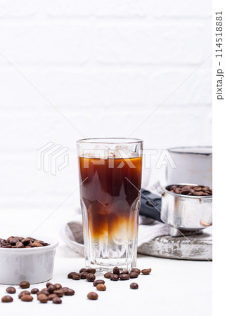 Espresso tonic, trendy coffee drink 114518881