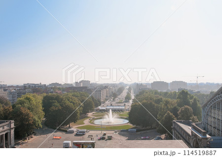 ブリュッセル凱旋門からのサンカントネール公園(東) ブリュッセル凱旋門からのサンカントネール公園(東) 114519887