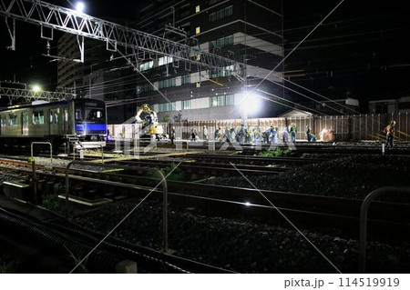 深夜の激闘… 高架化に向け線路切替工事中『春日部~北春日部駅間』上り本線 深夜の激闘… 高架化に向け線路切替工事中『春日部~北春日部駅間』上り本線 114519919