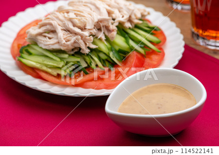 棒棒鶏(バンバンジー)と胡麻ダレ 棒棒鶏(バンバンジー)と胡麻ダレ 114522141