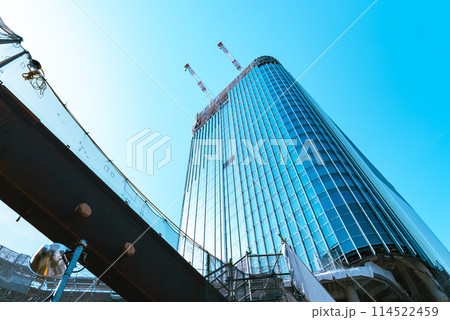 再開発が進む建設中の高層ビル 高輪ゲートウェイ 2024.04 a-3 ライトカラー 再開発が進む建設中の高層ビル 高輪ゲートウェイ 2024.04 a-3 ライトカラー 114522459