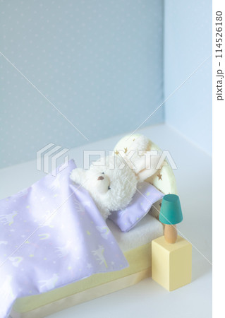 就寝・あなたの睡眠の質は？ 114526180