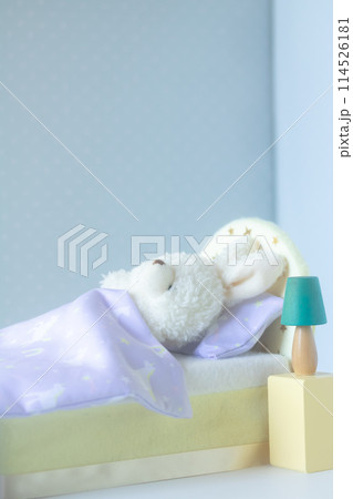就寝・あなたの睡眠の質は？ 114526181