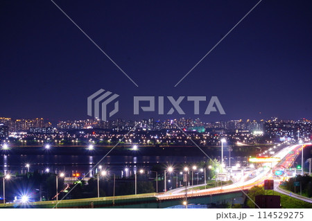 Night view of cityscape, Goyang and hangang-river, Ilsan grand bridge in Korea Night view of cityscape, Goyang and hangang-river, Ilsan grand bridge in Korea 114529275
