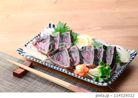 鰹のたたき 鰹のたたき 114529312