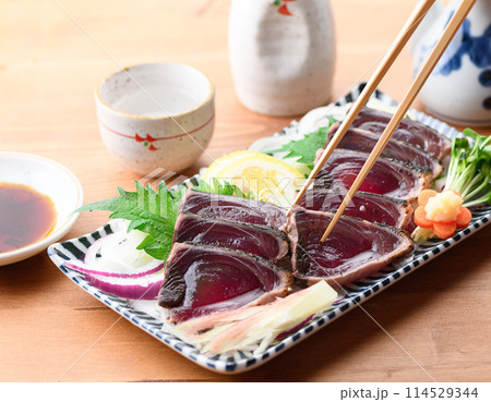 鰹のたたき 鰹のたたき 114529344