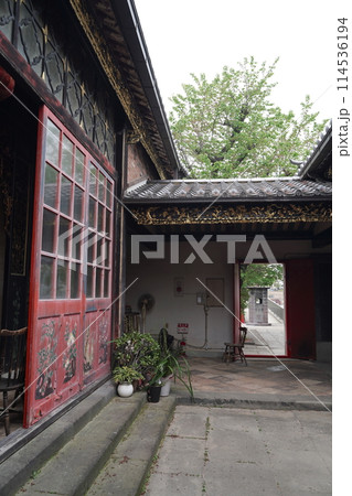 日本の神奈川県、横浜にある名建築、中華義荘、地蔵王廟 日本の神奈川県、横浜にある名建築、中華義荘、地蔵王廟 114536194