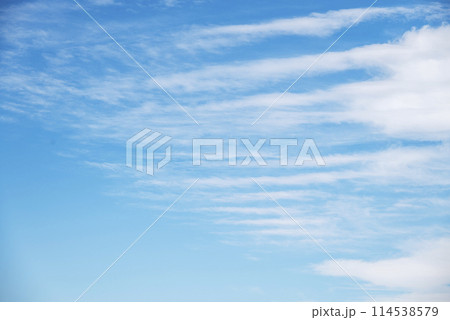 初夏の空 青空 空 イメージ 114538579