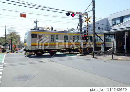 南部線矢川駅北口踏切 114542679