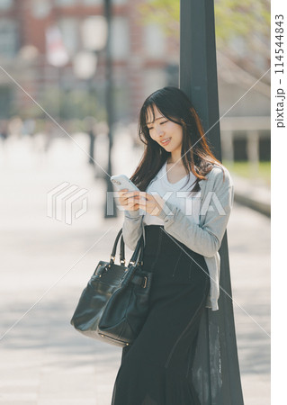 スマホとOL スマホとOL 114544843