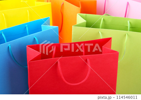 Close up of colorful paper shopping bags 114546011
