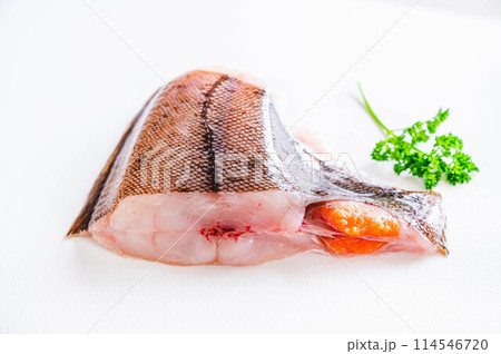 子持ち赤がれいの切り身 114546720