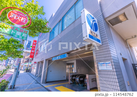 日本の横浜都市景観 横浜市営地下鉄 中田駅などを望む　 114548762