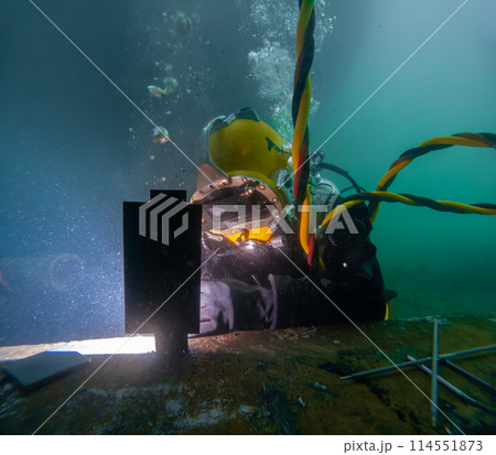 Underwater welding in deep ocean depths 114551873