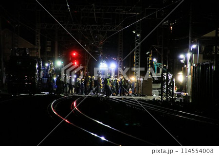深夜の激闘… 高架化に向け線路切替工事中『春日部~北春日部駅間』上り本線 深夜の激闘… 高架化に向け線路切替工事中『春日部~北春日部駅間』上り本線 114554008