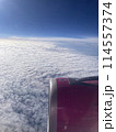 飛行機から見た雲海 114557374