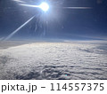 太陽に輝く雪原 114557375