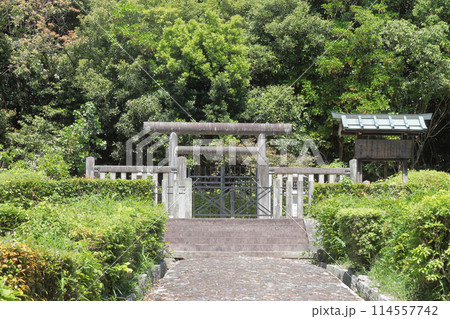 京都 一条天皇皇后定子 鳥戸野陵 京都 一条天皇皇后定子 鳥戸野陵 114557742