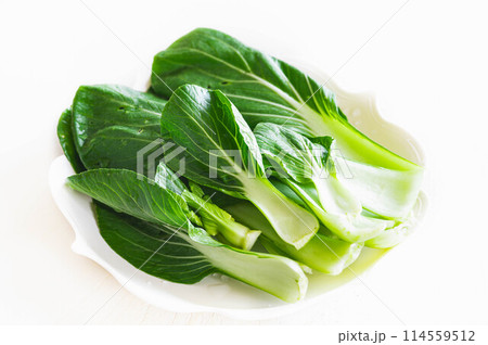 洗いたてのチンゲン菜 114559512