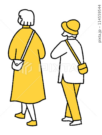 出勤途中の20代と60代の女性会社員 114559544