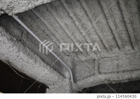 鉄骨の耐火被覆　イメージ 114560430