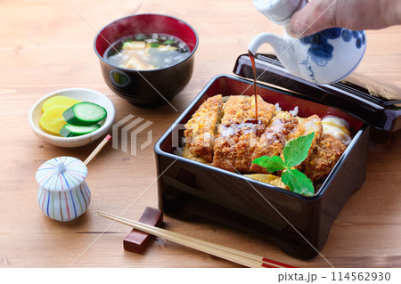 かつ重 かつ重 114562930