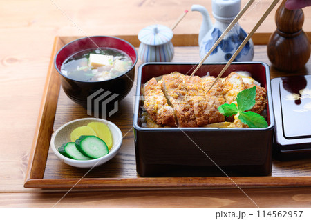 かつ重 114562957