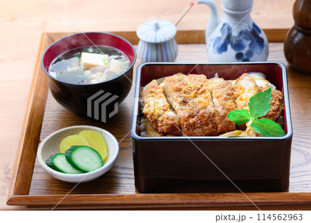 かつ重 114562963