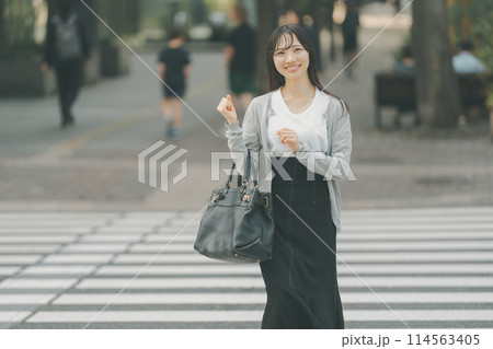 OLコーデ 114563405