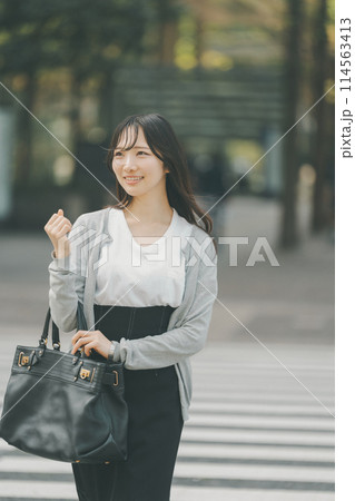 OLコーデ 114563413