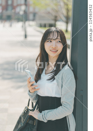 スマホとOL スマホとOL 114563432