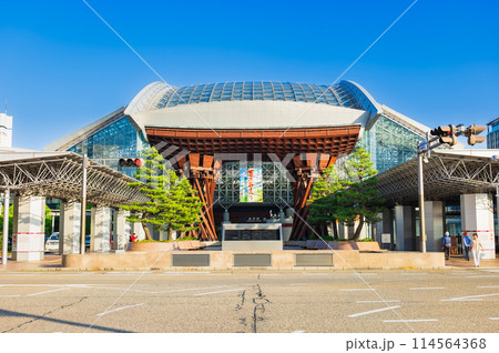 金沢駅　鼓門 114564368
