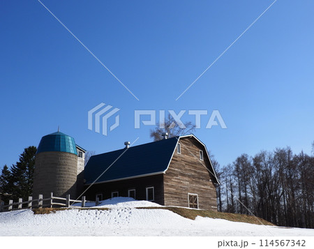 北海道 開拓の村 旧小川家酪農畜舎 114567342