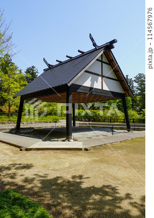 日本相撲連盟の土俵基準に則した弥彦神社の本格的な相撲場(新潟県弥彦村彌彦) 日本相撲連盟の土俵基準に則した弥彦神社の本格的な相撲場(新潟県弥彦村彌彦) 114567976
