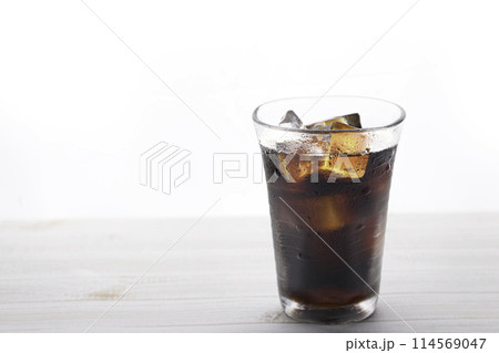 アイスコーヒー (白背景) アイスコーヒー (白背景) 114569047