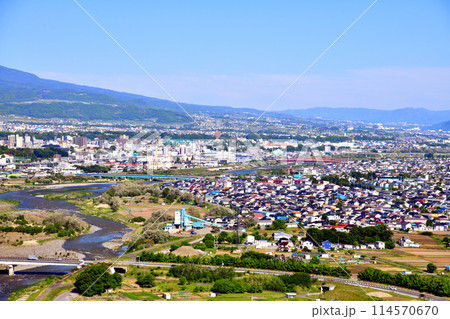上田駅周辺を望む(長野県上田市)【2024.5】 114570670