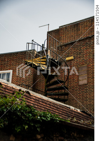 イギリスの郊外のボックスヒルの田舎のところにある風景 114571504