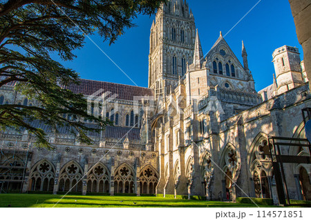 イギリスのサルスベリーの街の風景 114571851