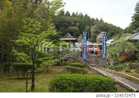 阿彌陀寺(参道・熊野大鳥居門・ひとつ鐘)　【和歌山県那智勝浦町】 114572473