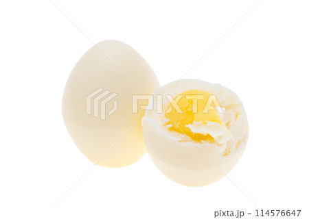 egg with white chocolate isolated 114576647