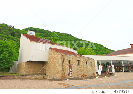 長野県千曲市、長野県立歴史館の風景 114579598