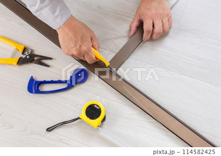 網戸の張り替え 114582425